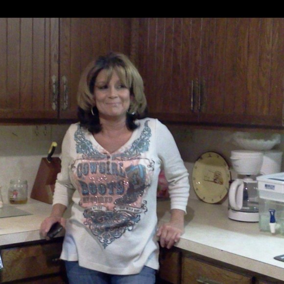 Meet your Posher, Janice - Picture 1 of 1